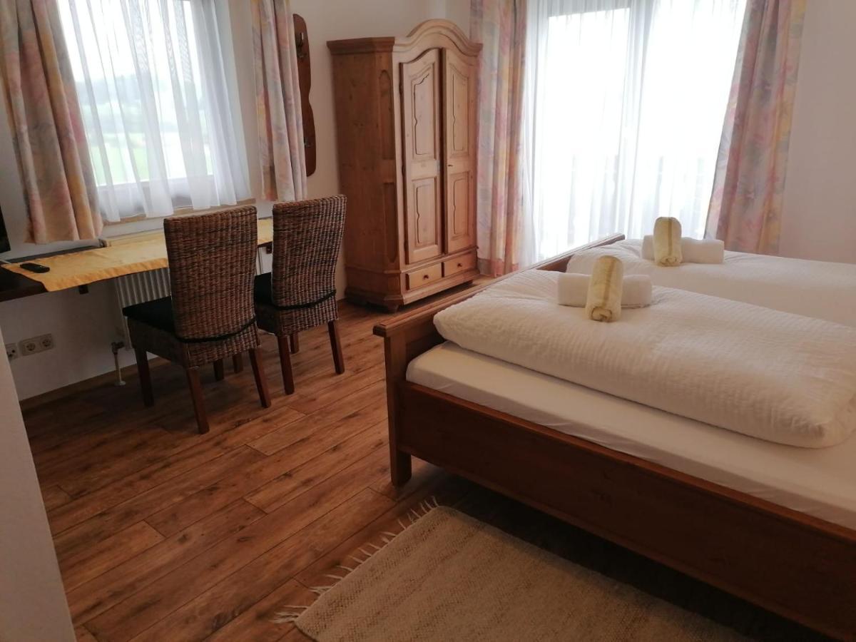 Pension Ambros Büchlberg Екстериор снимка